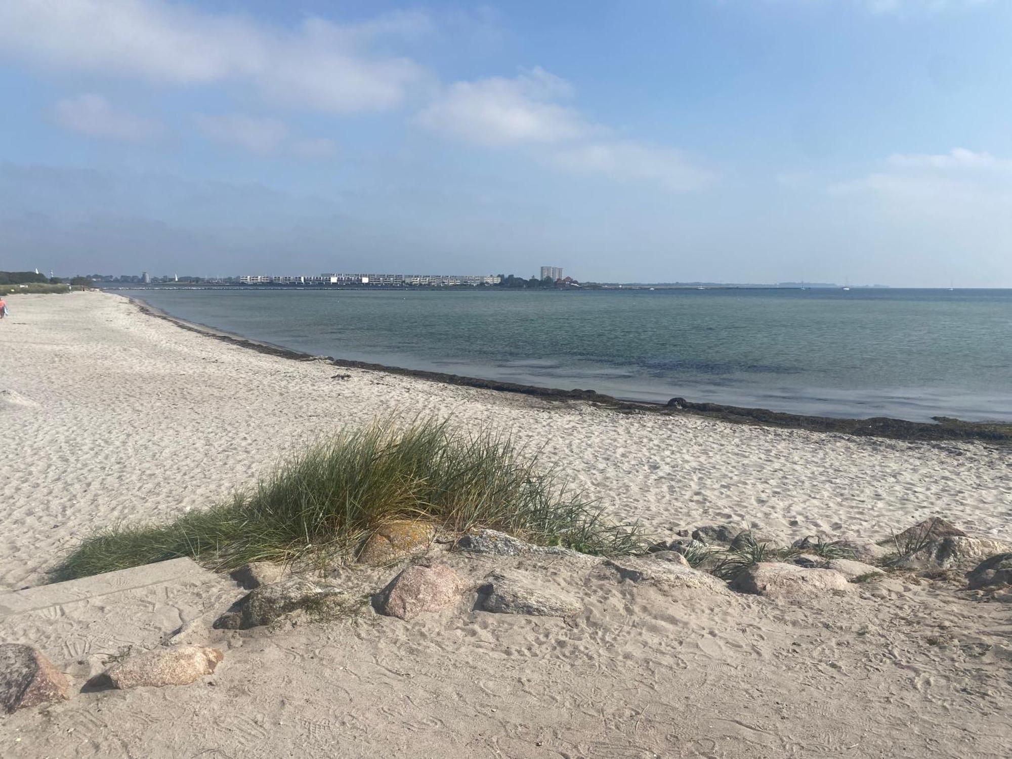Wohnwagen Auf Dem Wulfenerhals Ca 150M Bis Zum Meer Fehmarn Exterior foto